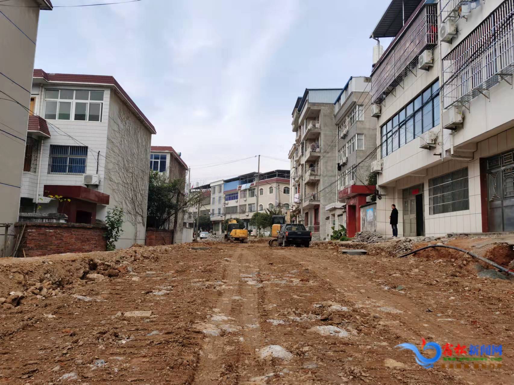 明珠南路建設工程實施路基填方工程 (2).jpg